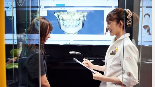 K Braces 矯正歯科 原宿駅前のカウンセリングの様子。